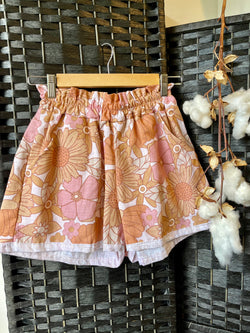 Vintage Floral Shorts - Size Medium/Large
